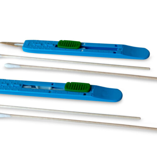 Bâtonnet d'écouvillon et scalpel de sécurité