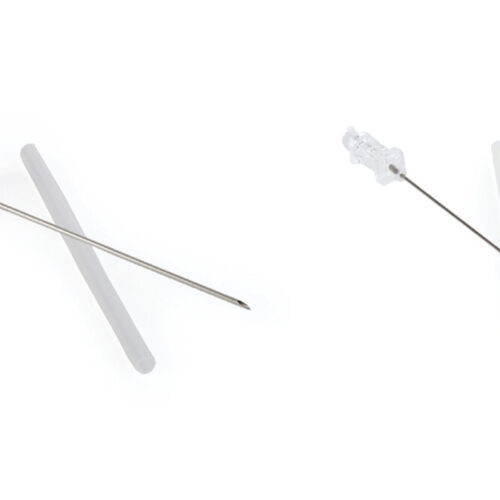 Aiguille d'introduction et outil d'insertion